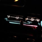 【車の換気事情】ボタン一つで外気導入と内気循環を使いこなす【燃費への影響はほぼ無し】